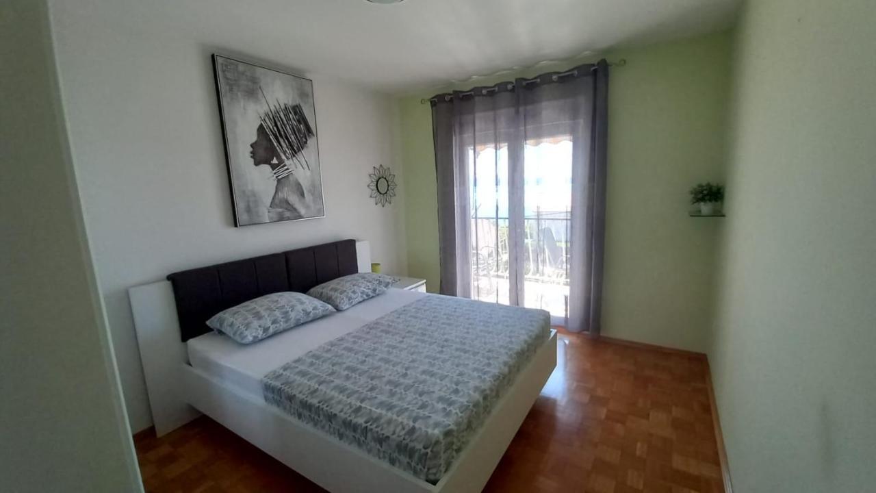 Apartman Marta Podstrana Exteriör bild